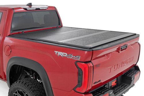 Rough Country Hard Low Profile Bed Cover - 5'7 Inch Bed - Cargo Mgmt - Toyota Tundra (22-24) | DHTP 47514551B