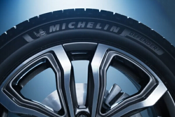 Michelin Defender2 sidewall view