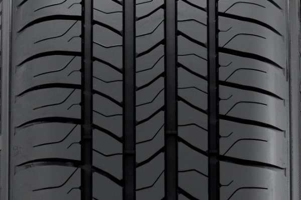 Michelin Energy Saver AS tread closeup