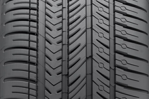 Michelin Pilot Sport All Season 4 tread closeup