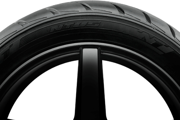 Nitto NT05 Sidewall Design