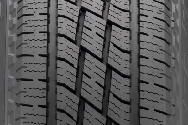 Toyo Open Country HT2 tread closeup