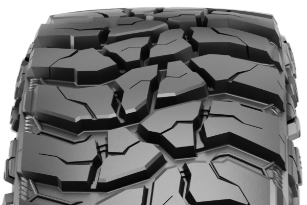 Venom Power Swampthing M/T Tread Closeup
