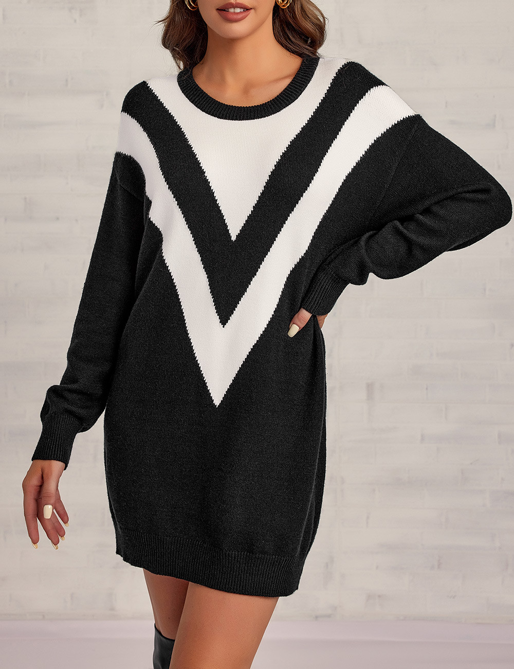 Black And White Pattern Knitted Dress
