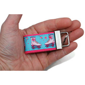 roller skates keychain in hand mini version roller skates keychain in hand mini version