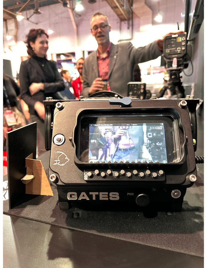 Gate ML-105