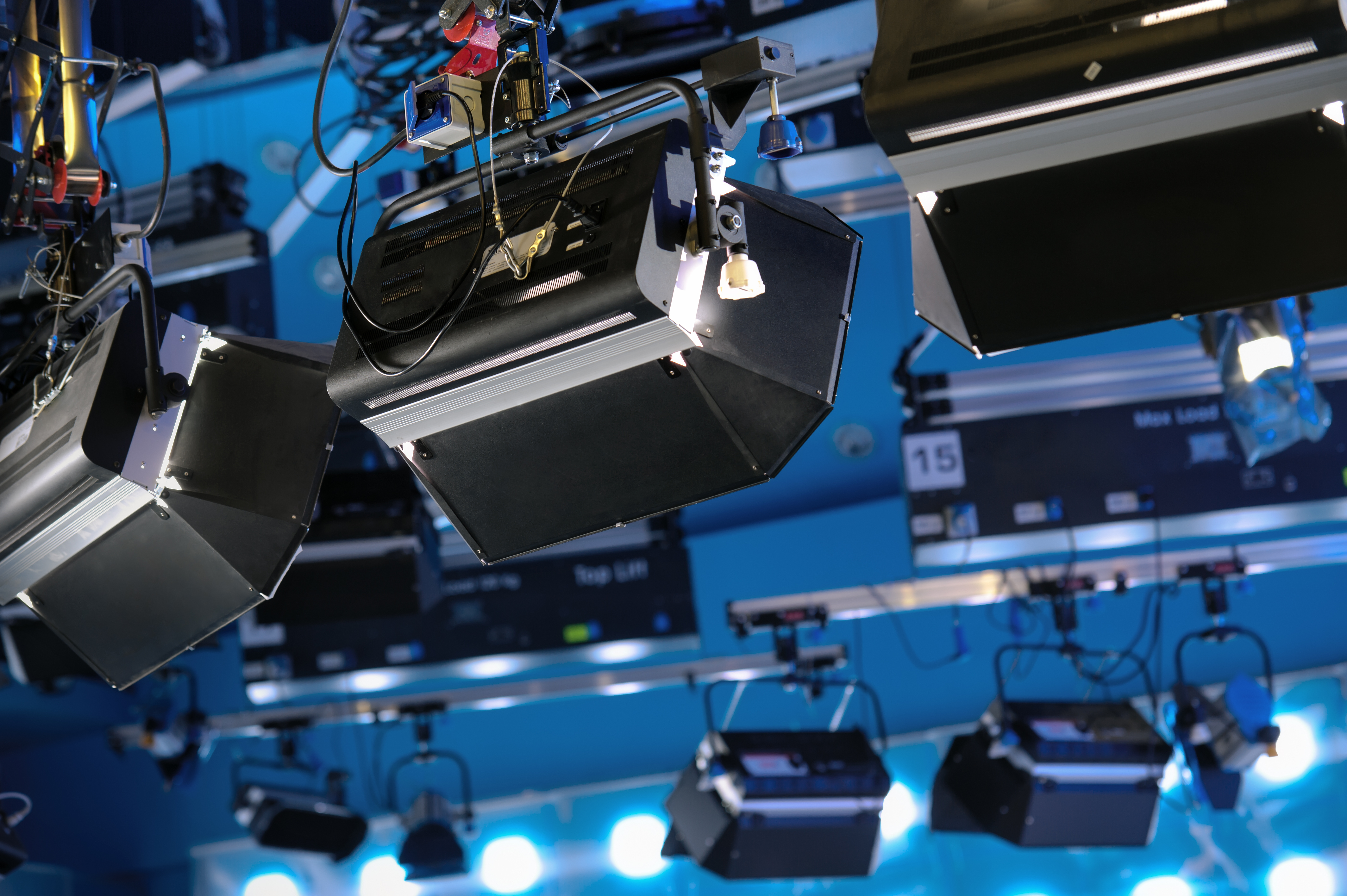 news studio manager job description