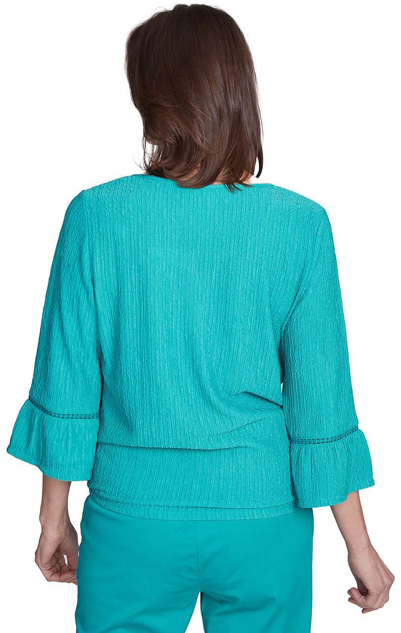 TOP *PETITE* JADE TEXTURE FLUTTER CUFF