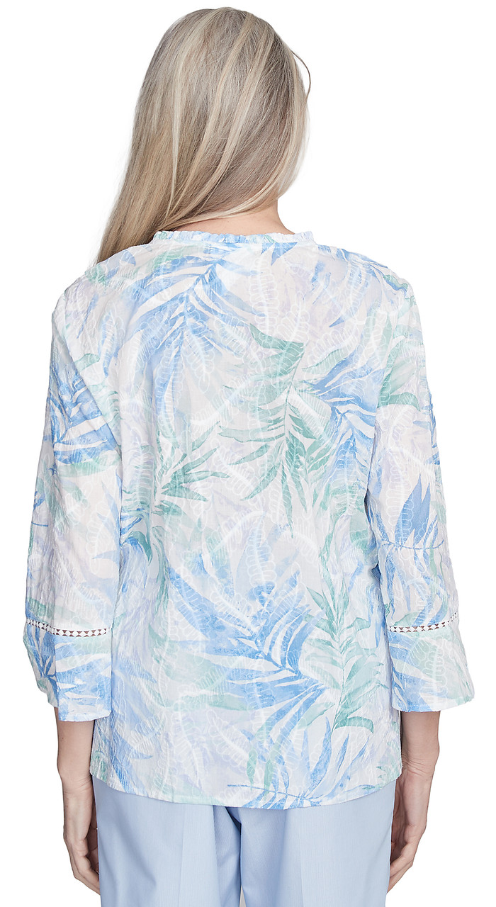 TOP *PETITE* SKY BLUE MULTI TROPICAL W/EMBROIDERY