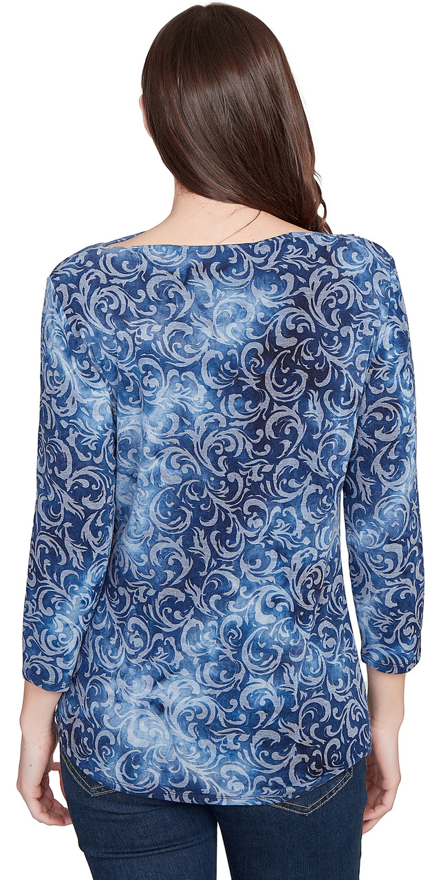 TOP *MISSY* INDIGO TIE DYE SCROLL