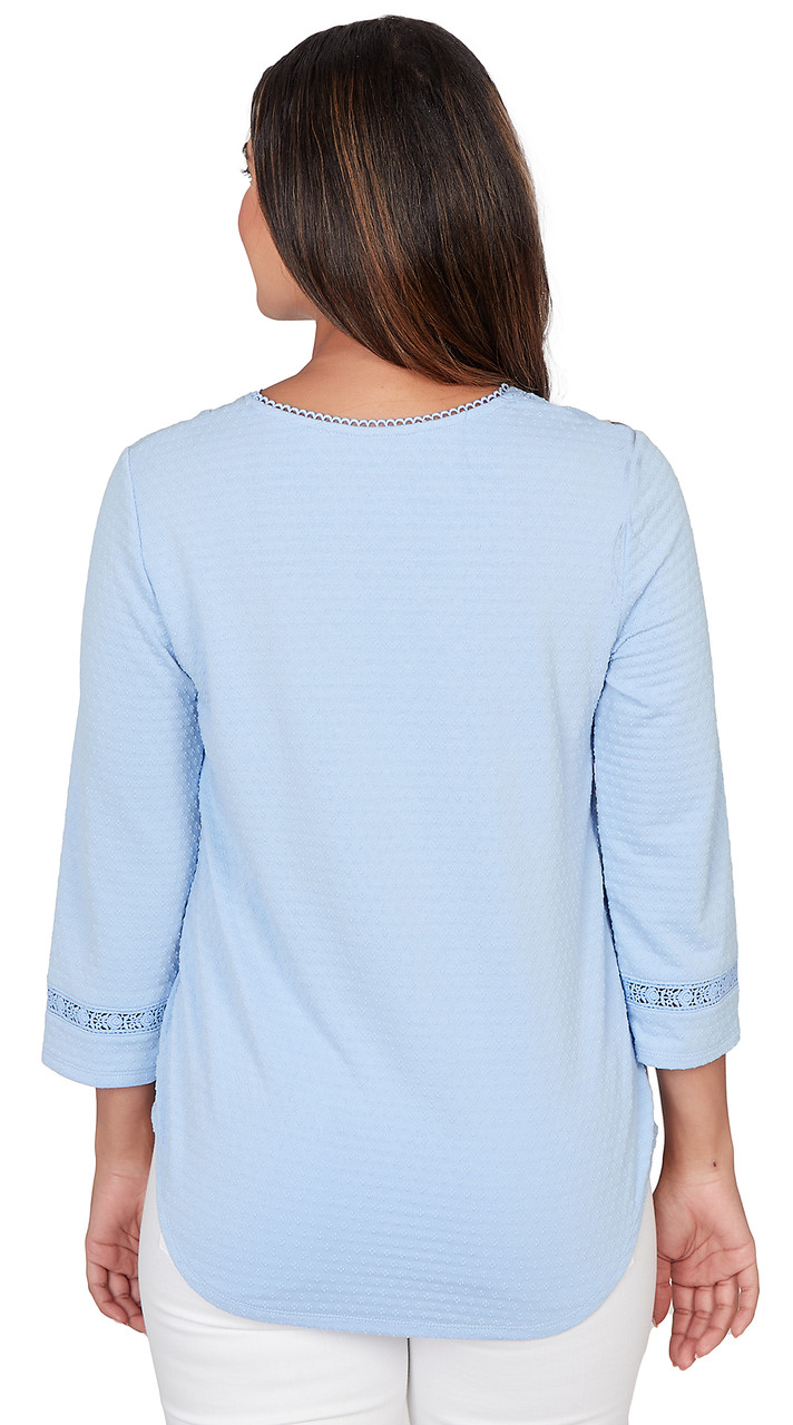 TOP *MISSY* LIGHT BLUE SCOOP NK 3/4 SLV