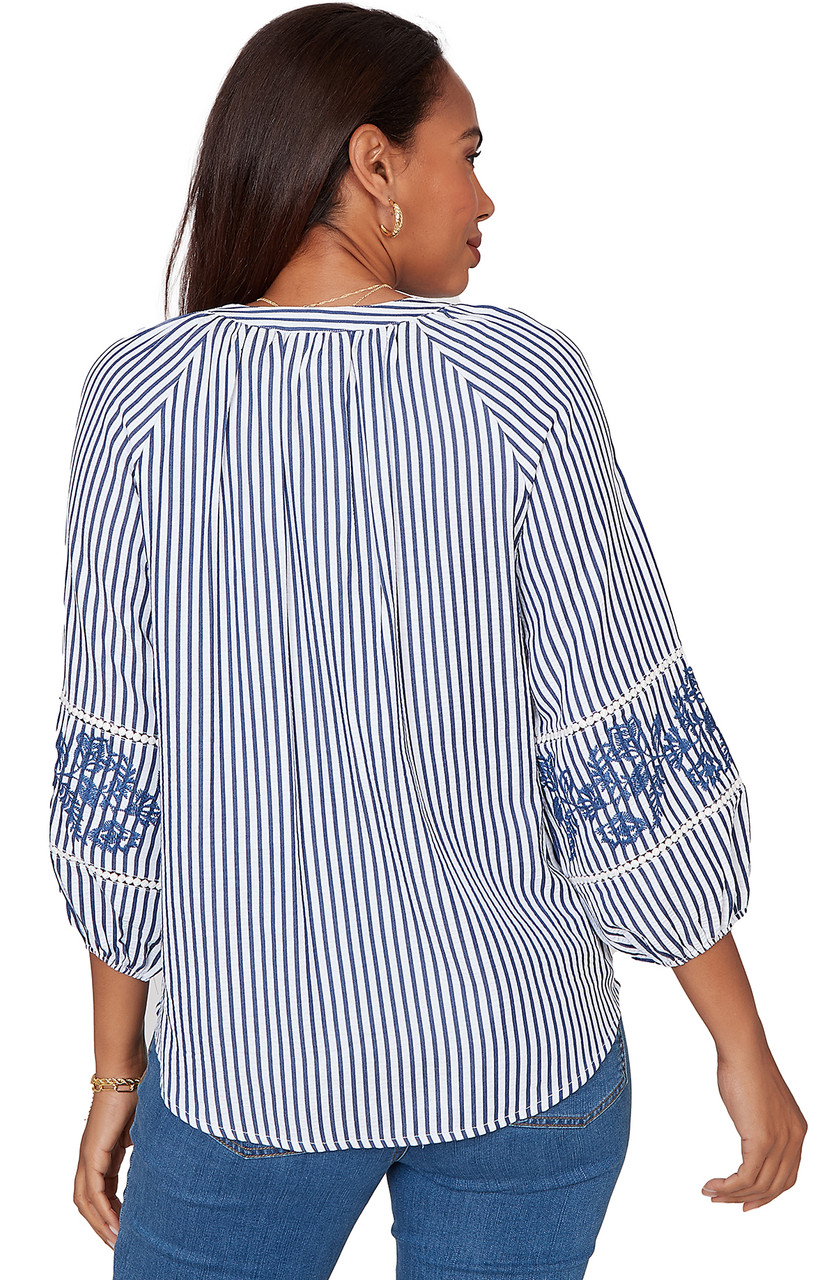 NAVY WHITE