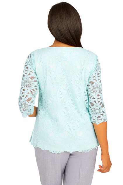 TOP *PETITE* LACE TOP W/NECKLACE