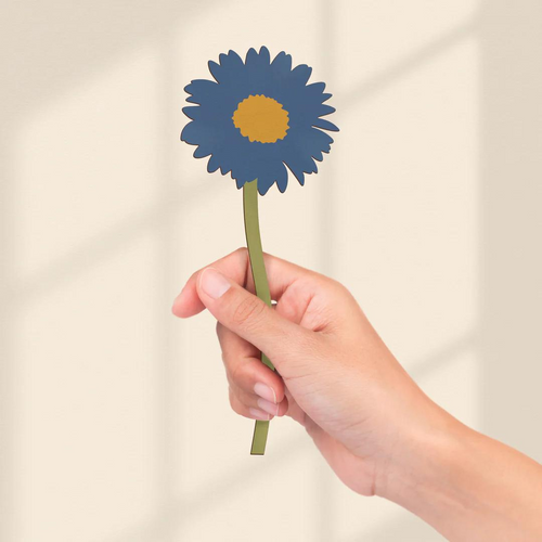 BL DAISY WOODEN FLOWER