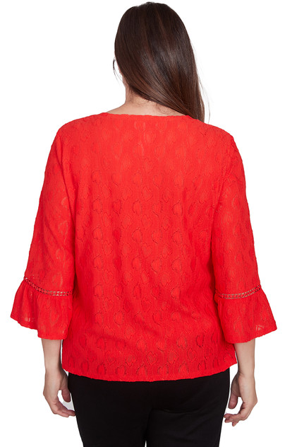 TOP *PETITE* RED SOLID HEART TEXTURE TOP *PETITE* RED SOLID HEART TEXTURE