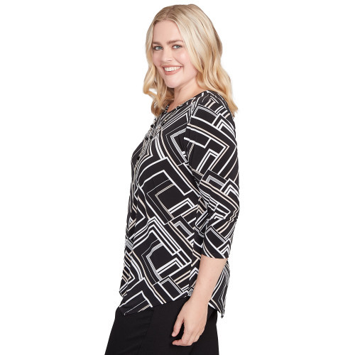 TOP *MISSY* GEOMETRIC TOP *MISSY* GEOMETRIC