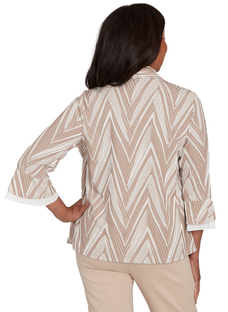 TOP *PETITE* STONE EXPLODED CHEVRON TOP *PETITE* STONE EXPLODED CHEVRON