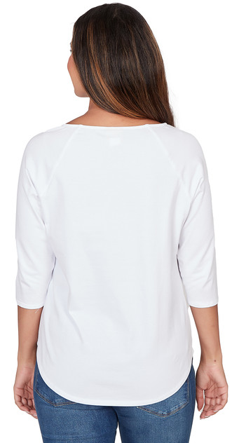 TOP *PLUS* WHITE BT NK W/GROMMETS