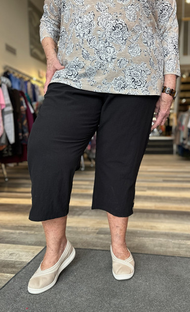 Women's Fashion | Women's Capri, Capri Pants, Women's Shorts