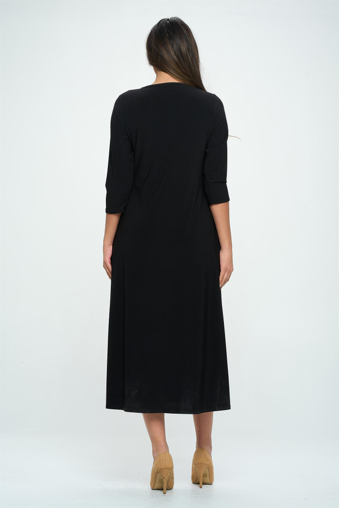 DRESS *PLUS* BLACK 3/4 SLEEVE VNECK MID