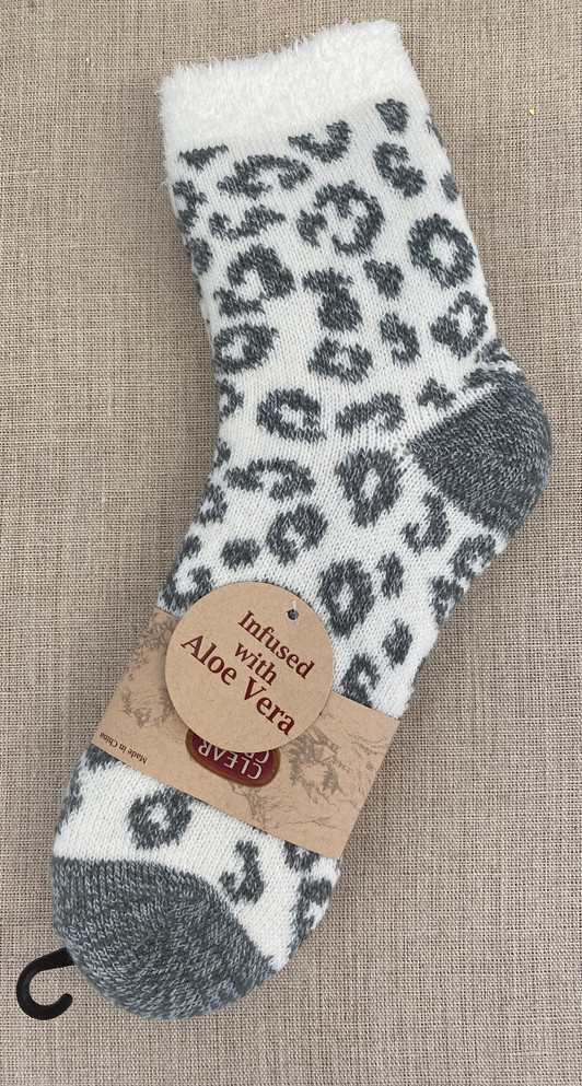 WHITE LEOPARD