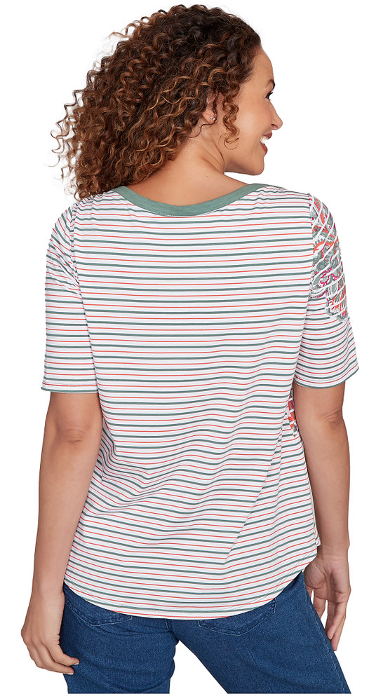 TOP *MISSY* BAY LEAF MULTI PAISLEY PLACEMENT PRNT
