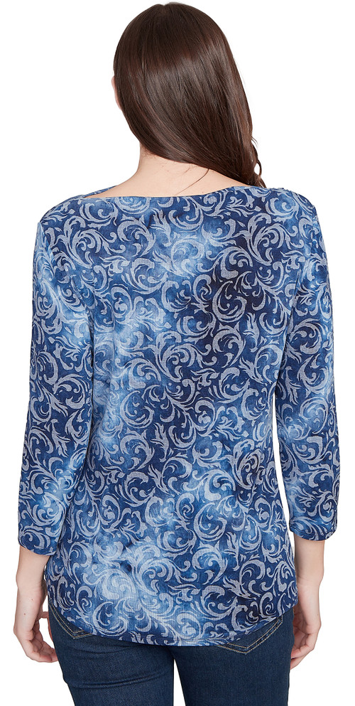 TOP *PETITE* INDIGO TIE DYE SCROLL