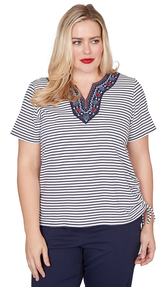 NAVY WHITE