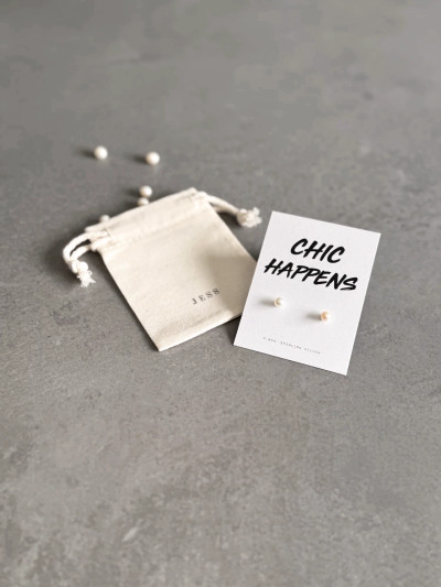 Chic Happens Pearl Earrings