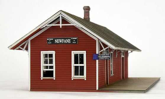 2131 HO Newfane Depot