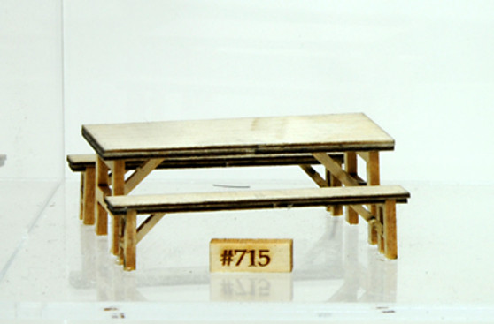 715 O Mess Hall Table & Bench Set