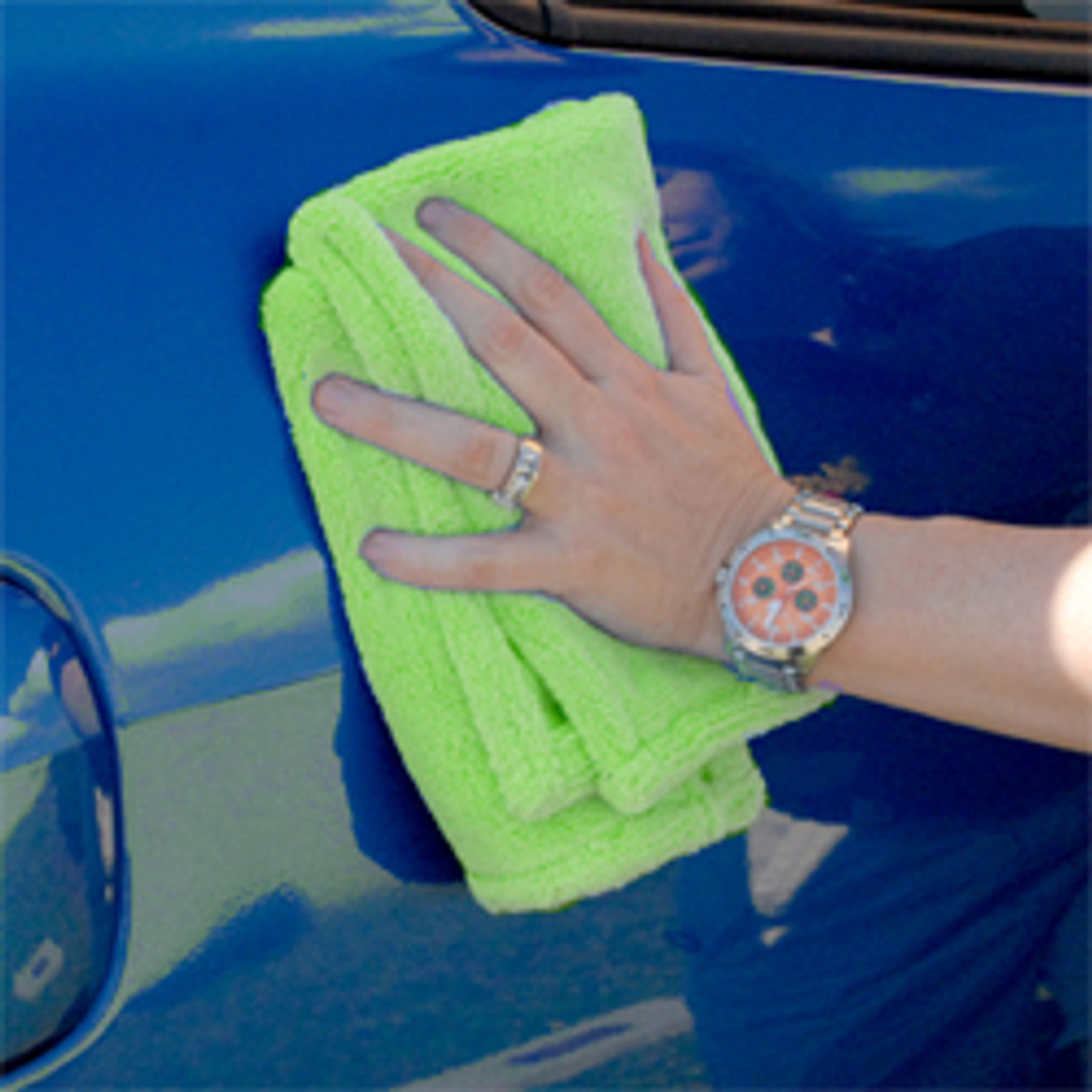 Super Soft Deluxe Green Microfiber Towels with Rolled Edges, 3 Pack