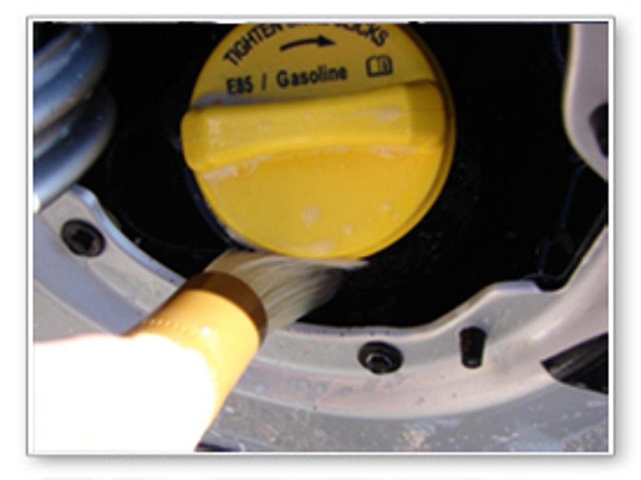 1X Auto Car Wheel Brush Black Plastic Handle Yellow Sponge Tire Rim Cleaner  Tool