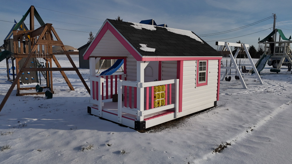 880 Backyard Cottage