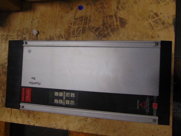 丹佛斯175h1741驱动器，交流:440/460/ 500v, 50/ 60hz频率，