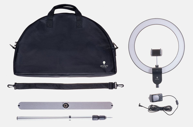 Daylight Aura Makeup Ring Lamp - U35450