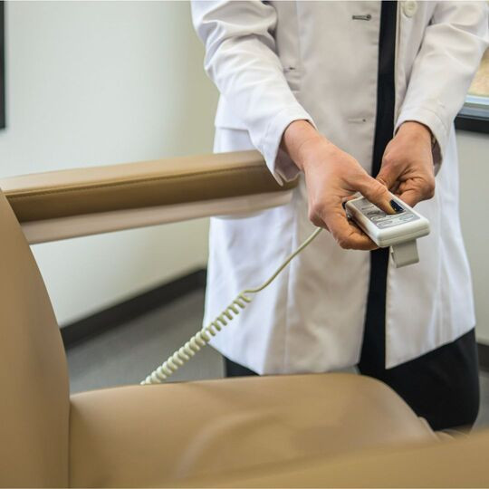 Spa Luxe Insight Medi Spa Medical Treatment Exam Chair