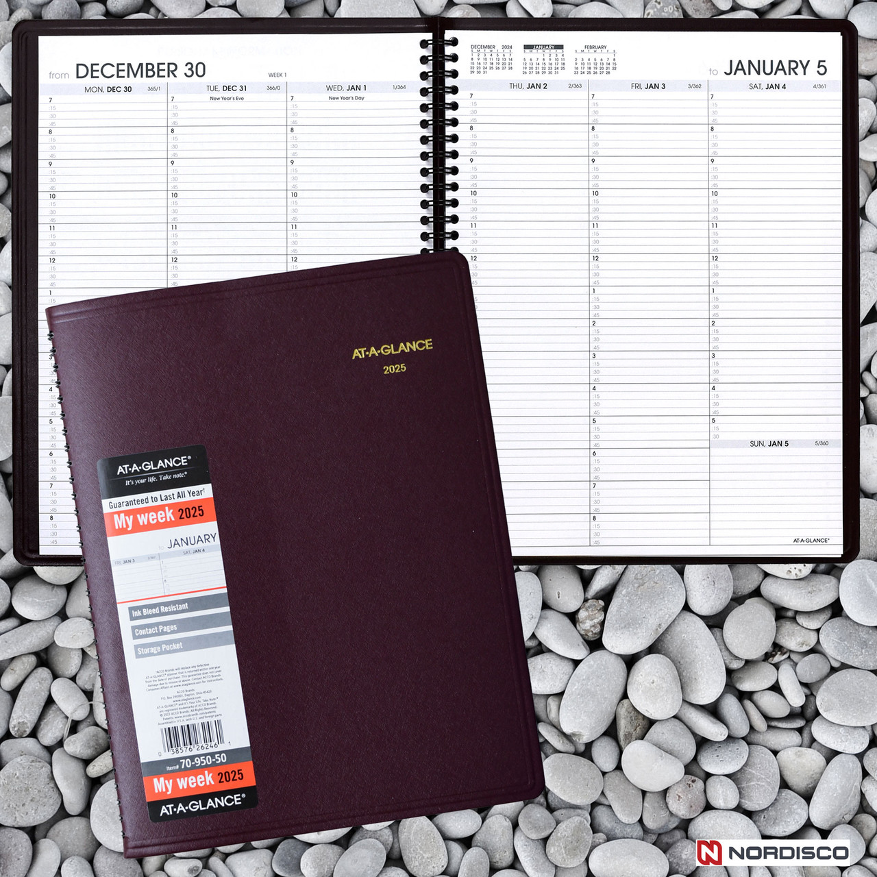 2025 AtAGlance 7095050 Weekly Appointment Book, 81/4 x 11