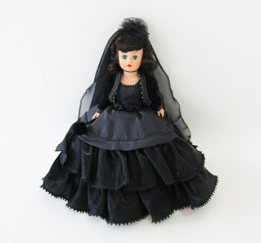 Madame Alexander Scarlett Dollnull