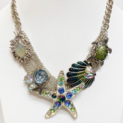 Blue Crystal Star Fish Sealife Coastal Necklace with Turtle Post Earrings