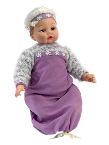 Madame Alexander Snuggle Me Close Victoria 14" Baby Doll