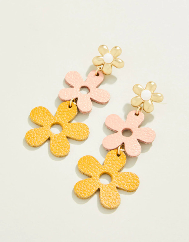 Spartina 449 Leather Daisy Flower Dangle Earrings