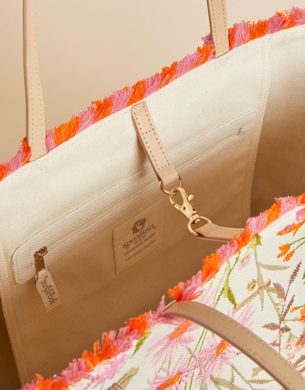 Spartina 449 Meadow Tote - Riverside Station Wildflower