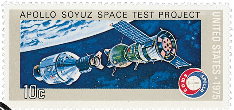 1570 - 1975 10c Apollo-Soyuz Space Mission: Before Link-up