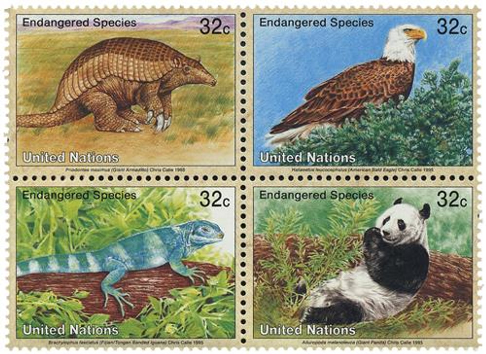 洋書 Missing and Endangered UN657-60 - 1995 Endangered Species - Mystic Stamp Company