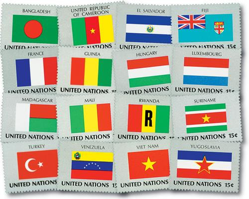UN325-40 - 1980 World flags - Mystic Stamp Company