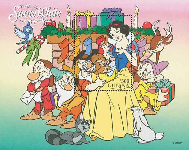 MDS364B -  1996 Disney Celebrates Christmas with Snow White and the 7 Dwarfs, Mint Souvenir Sheet, Guyana