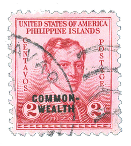 PH433 - 1939 2c Jose Rizal, Rose, Commonwealth Overprint in Black
