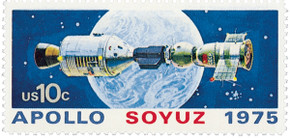 1569 - 1975 10c Apollo-Soyuz Space Mission: After Link-up 1569 - 1975 10c Apollo-Soyuz Space Mission: After Link-up