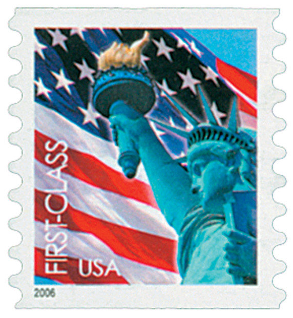 3968 - 2005 39c Statue of Liberty and Flag, 8 1/2 vertical perf